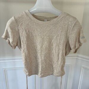 ALO Yoga Tan Short Sleeve Tee
